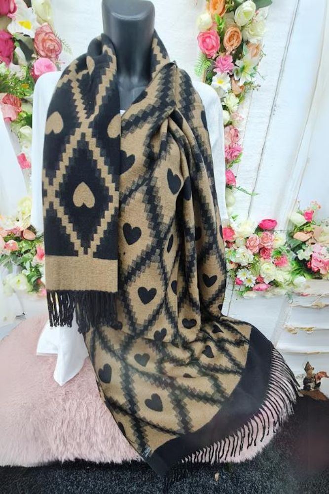 Geometric Love Heart Pattern Soft Feel Tassel Scarves